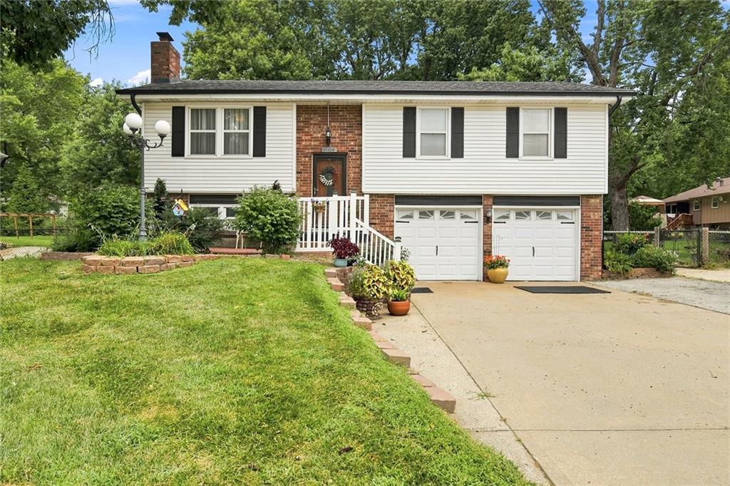 1st image of 14104 W 63rd St, Shawnee Mission, KS 66216 | MLS# 2637144