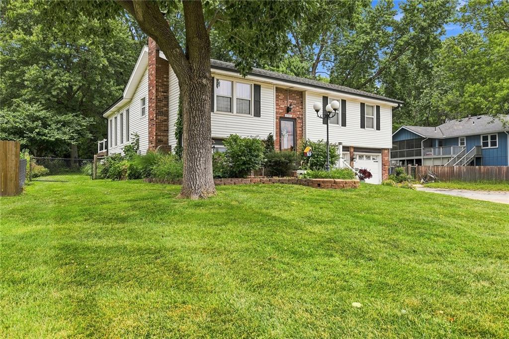 2nd image of 14104 W 63rd St, Shawnee Mission, KS 66216 | MLS# 2637144
