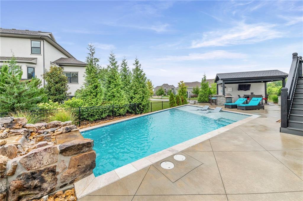 1st image of 12300 W 169th St, Overland Park, KS 66221 | MLS# 2637159