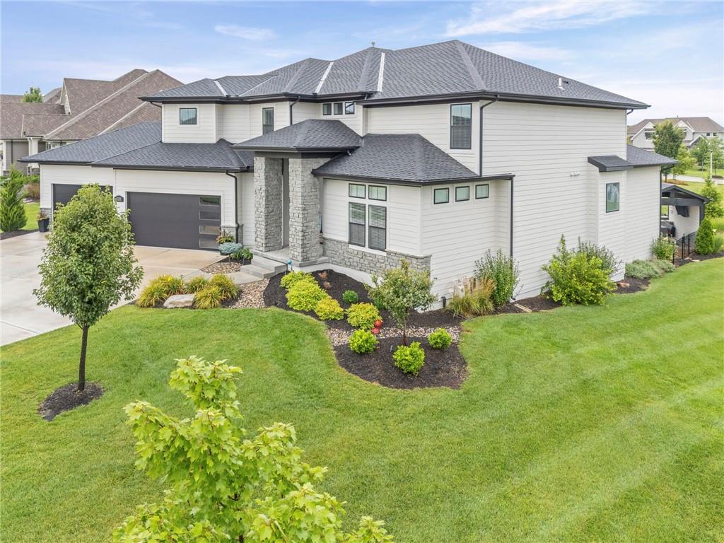 2nd image of 12300 W 169th St, Overland Park, KS 66221 | MLS# 2637159