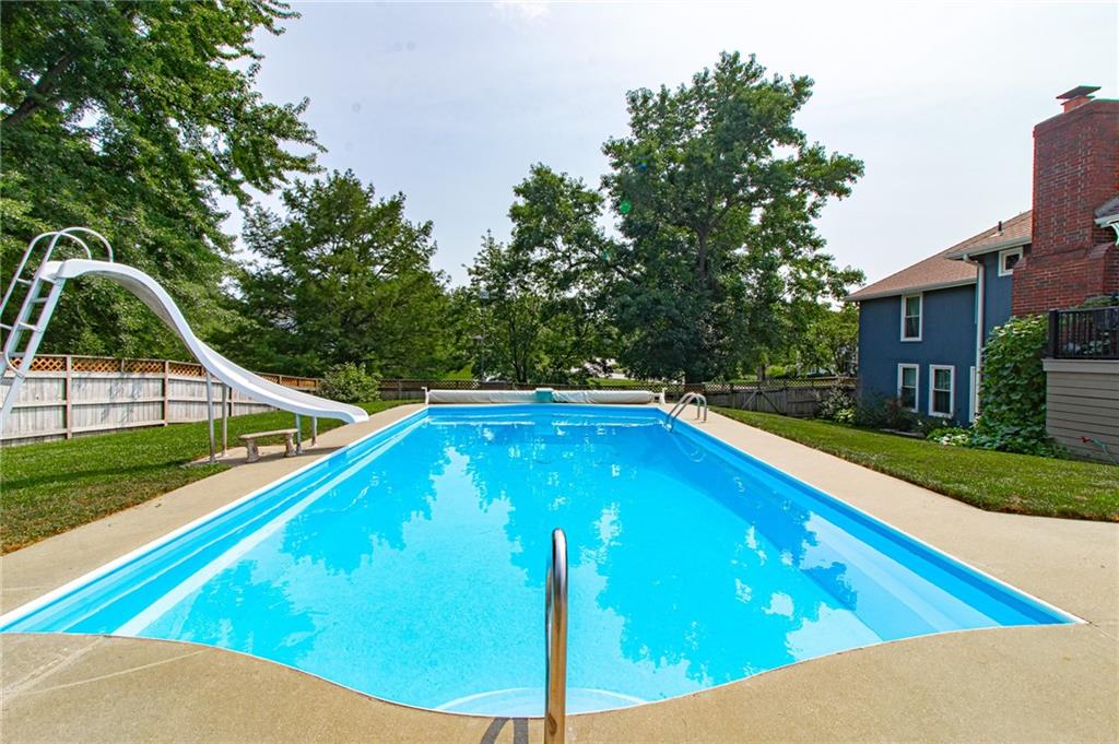 2nd image of 3518 Sw Meyer Blvd, Blue Springs, MO 64015 | MLS# 2637174