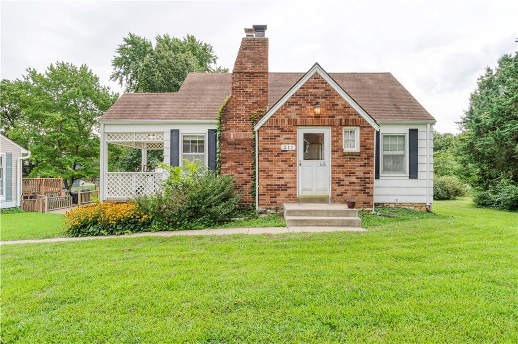 1st image of 211 Ne 82 Ter, Kansas City, MO 64118 | MLS# 2637189