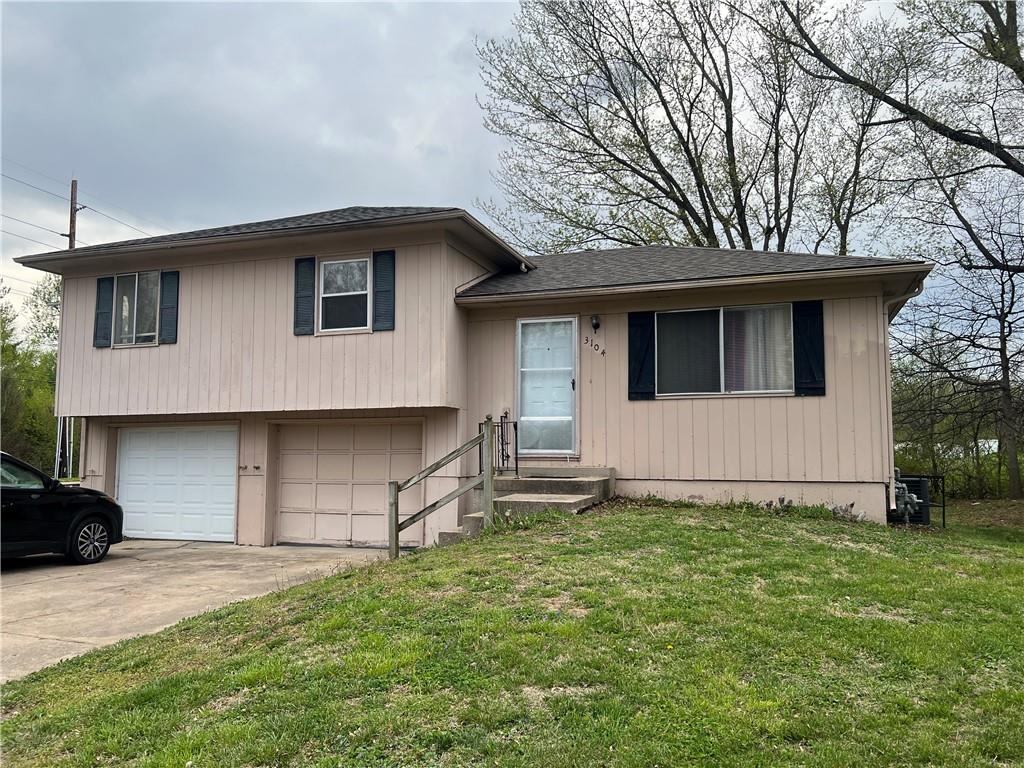 2nd image of 3102 N 68th St, Kansas City, KS 66109 | MLS# 2637196