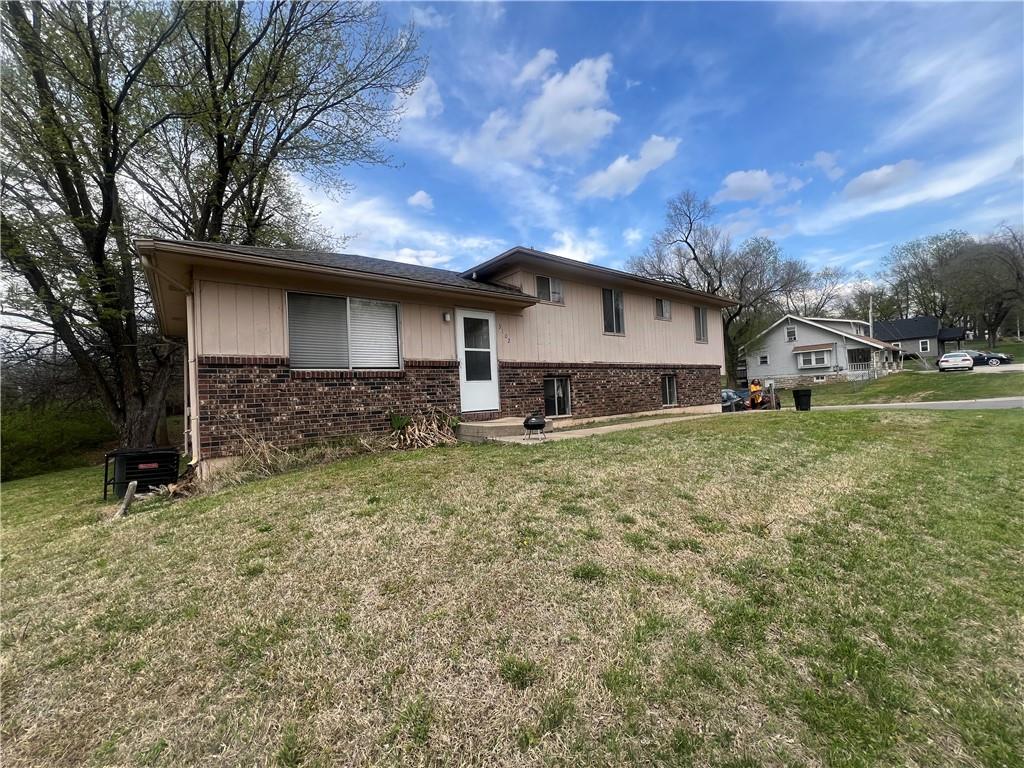 1st image of 3102 N 68th St, Kansas City, KS 66109 | MLS# 2637196
