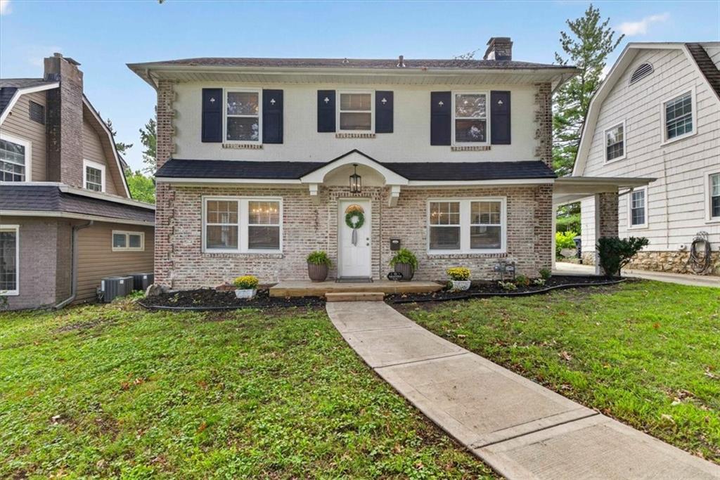 1st image of 5737 Cherry St, Kansas City, MO 64110 | MLS# 2637258