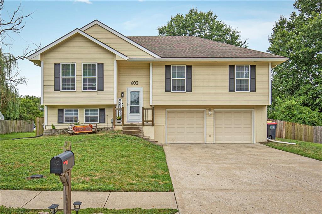 1st image of 602 Woodson St, Kearney, MO 64060 | MLS# 2637261