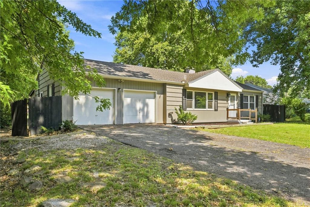 2nd image of 8810 E 71st Ter, Raytown, MO 64133 | MLS# 2637267