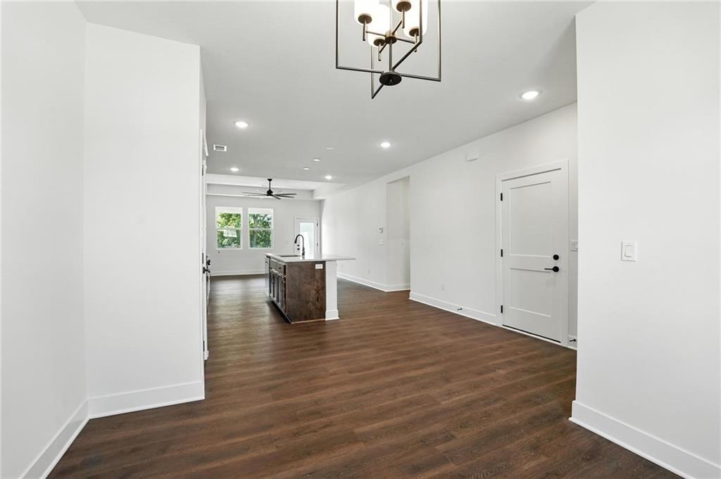35th image of 20635 Skyview Ln, Spring Hill, KS 66083 | MLS# 2637275