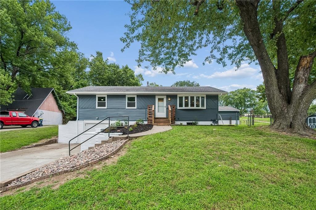 1st image of 3741 N Brighton Ave, Kansas City, MO 64117 | MLS# 2637286