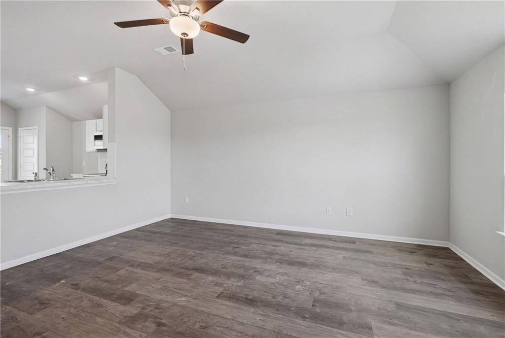 2nd image of 891 N Pear St, Gardner, KS 66030 | MLS# 2637357