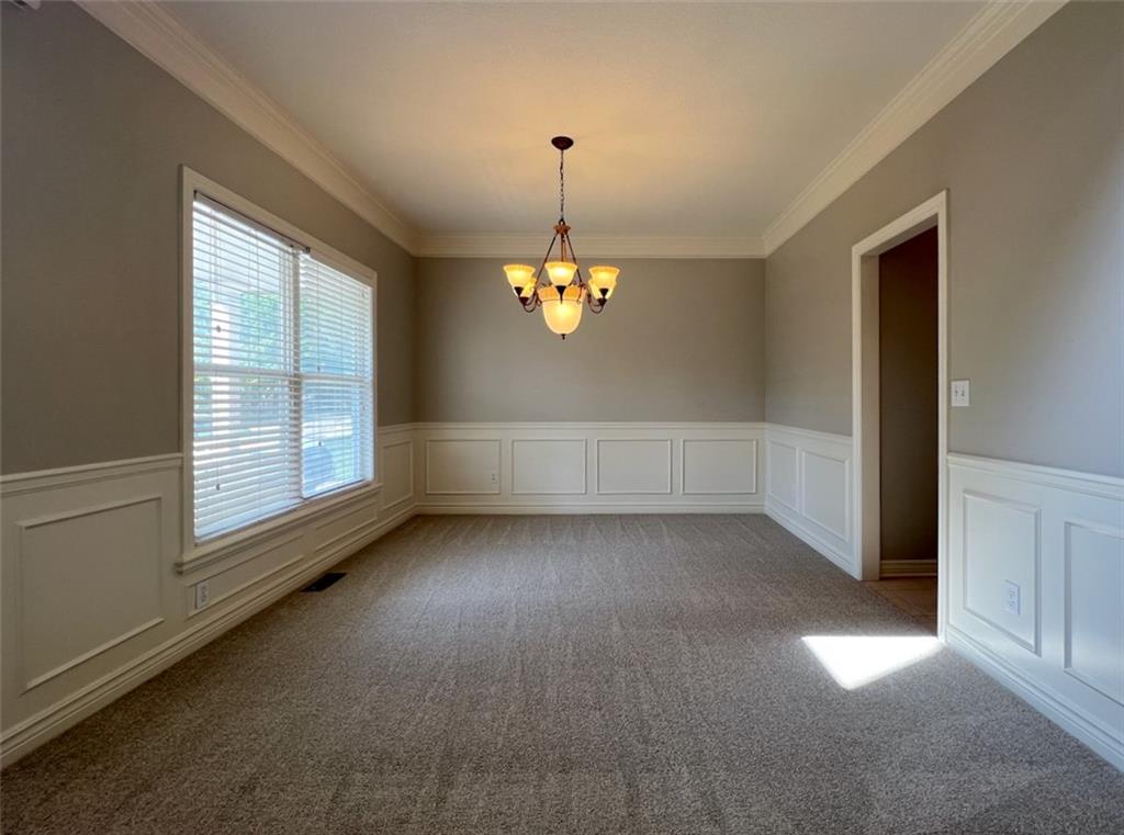 5th image of 4202 Teal Dr, Lawrence, KS 66047 | MLS# 2637365