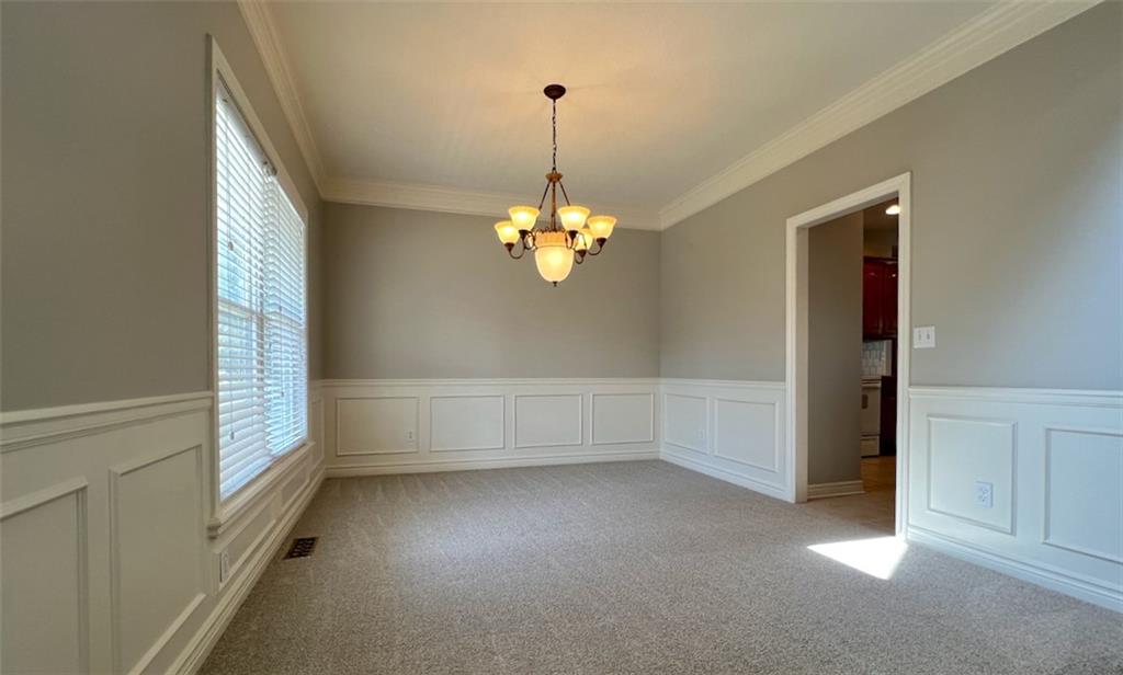 4th image of 4202 Teal Dr, Lawrence, KS 66047 | MLS# 2637365