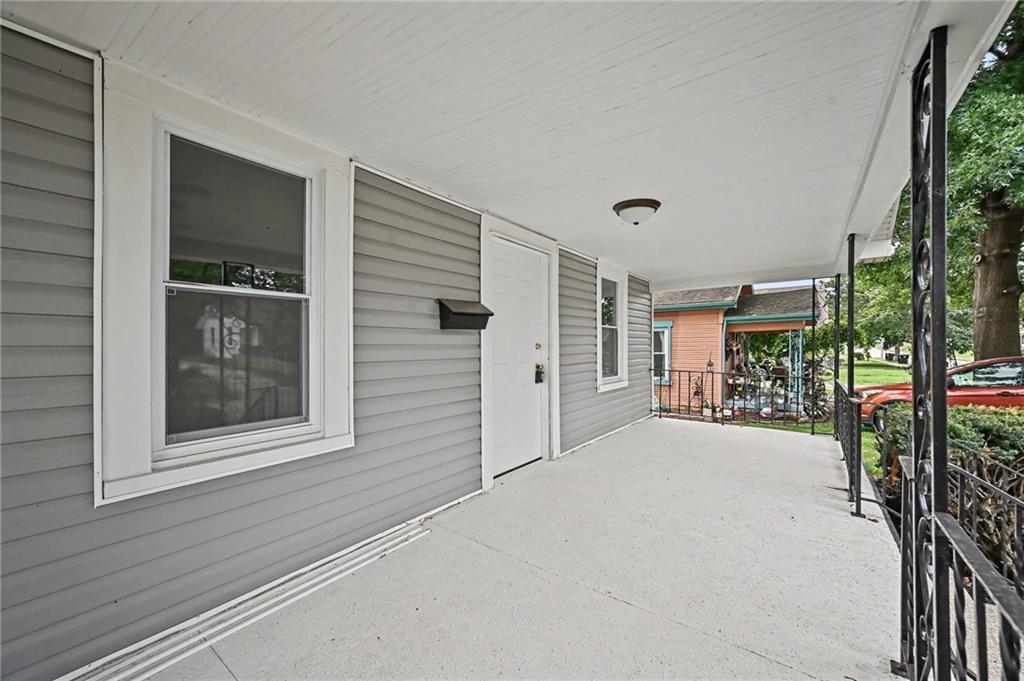 3rd image of 619 S Ash Ave, Independence, MO 64053 | MLS# 2637382