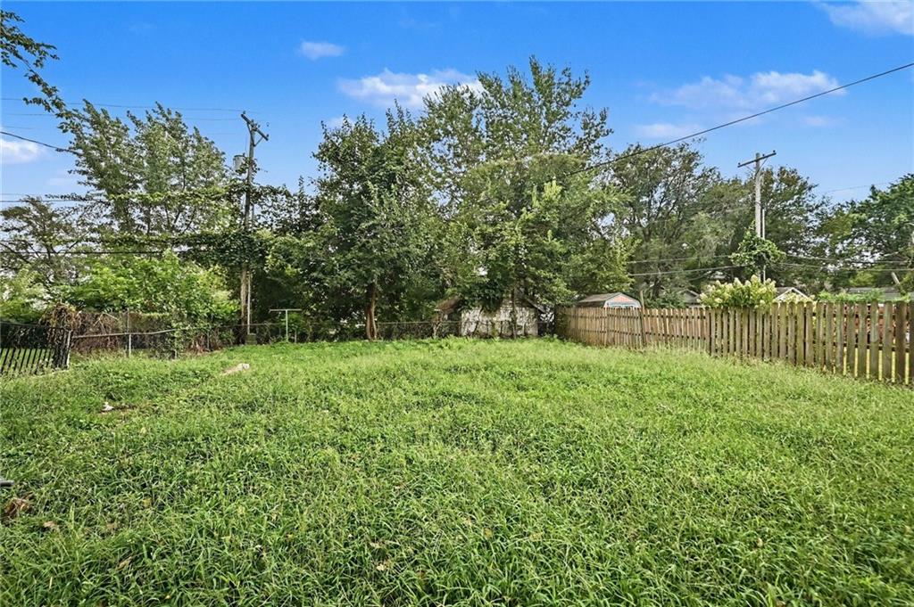 15th image of 619 S Ash Ave, Independence, MO 64053 | MLS# 2637382
