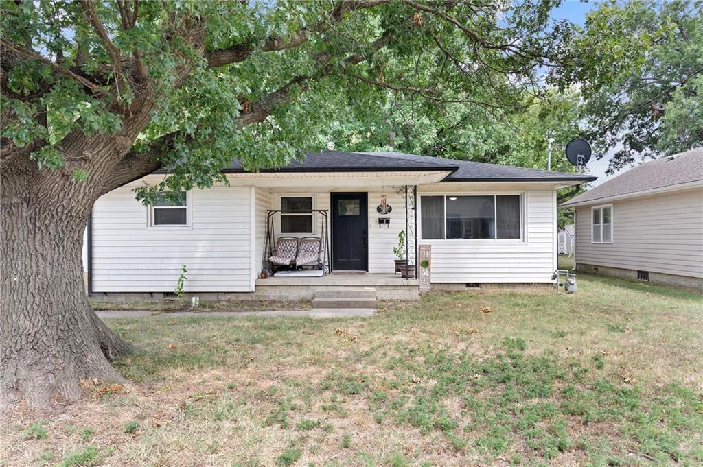 1st image of 210 Goode Ave, Columbus, KS 66725 | MLS# 2637391