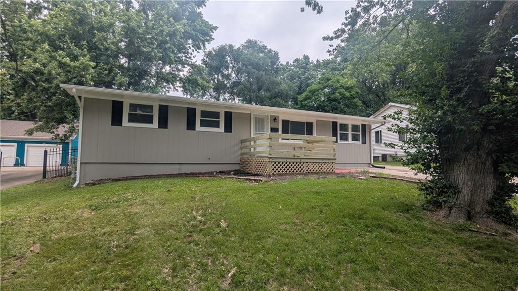 3rd image of 8602 E 91St Ter, Kansas City, MO 64138 | MLS# 2637412