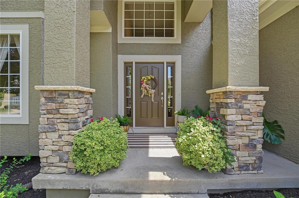 2nd image of 16181 S Brookfield St, Olathe, KS 66062 | MLS# 2637437