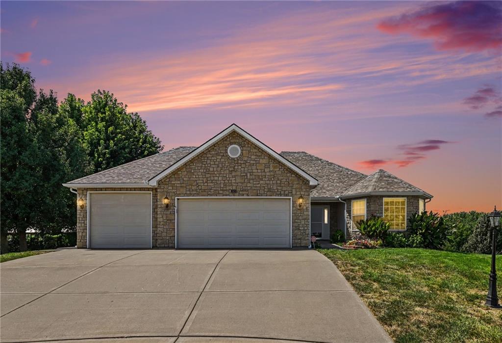 1st image of 301 Prairie Rose Cir, Smithville, MO 64089 | MLS# 2637444