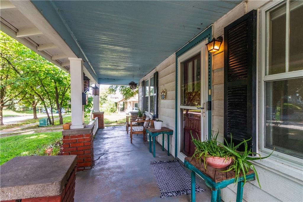 4th image of 1116 W Maple Ave, Independence, MO 64050 | MLS# 2637451