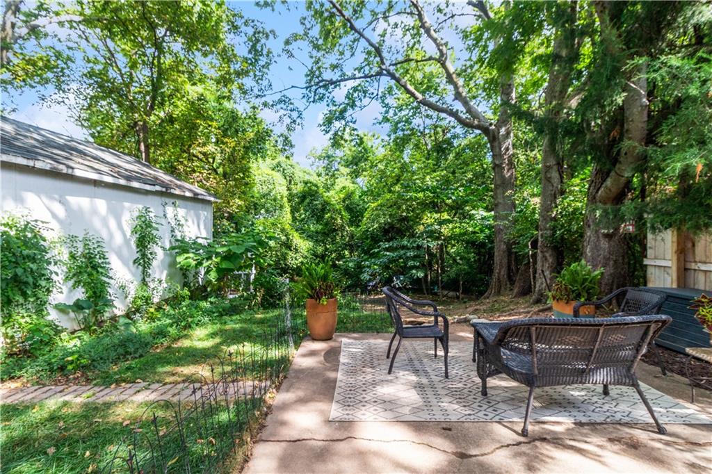25th image of 1116 W Maple Ave, Independence, MO 64050 | MLS# 2637451