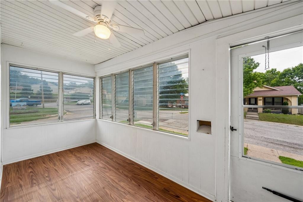 4th image of 138 High St, Liberty, MO 64068 | MLS# 2637455