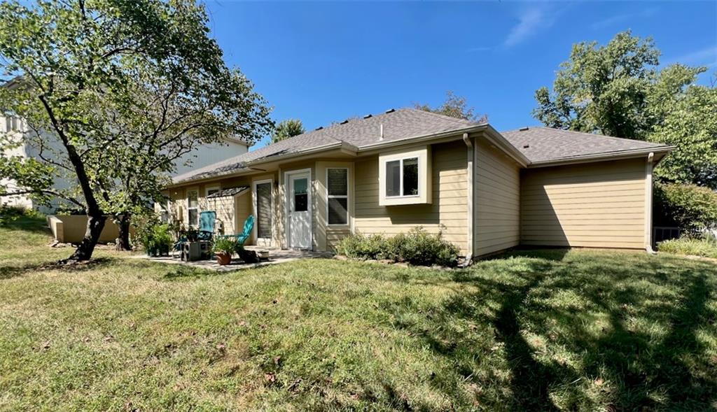19th image of 3807 Hunters Hl Dr, Lawrence, KS 66049 | MLS# 2637464