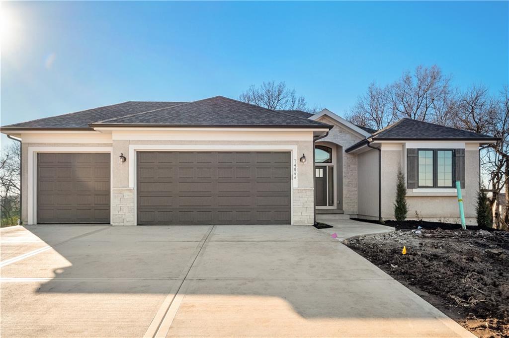 1st image of 25381 W 149th Ter, Olathe, KS 66061 | MLS# 2637474
