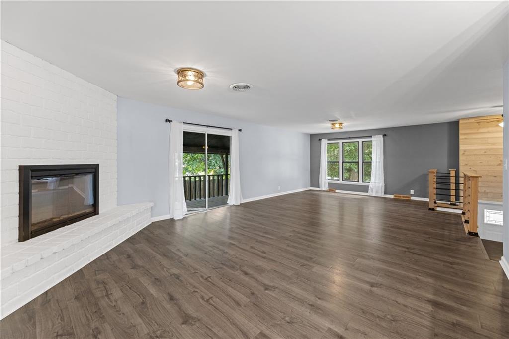 5th image of 7302 N Woodland Ave, Kansas City, MO 64118 | MLS# 2637516