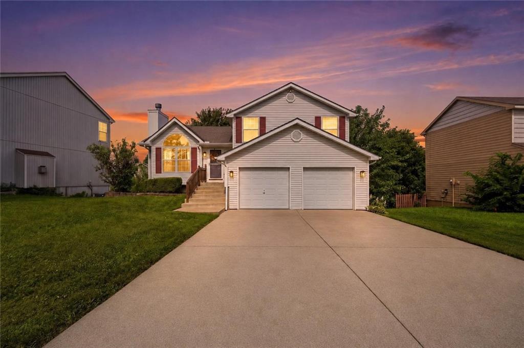 1st image of 11108 N Ditman Ave, Kansas City, MO 64157 | MLS# 2637541