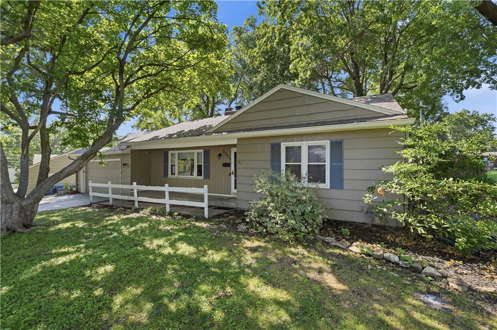 2nd image of 5509 W 70th Ter, Prairie Village, KS 66208 | MLS# 2637551