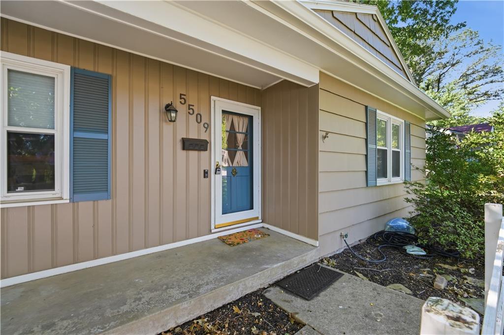 3rd image of 5509 W 70Th Ter, Prairie Village, KS 66208 | MLS# 2637551