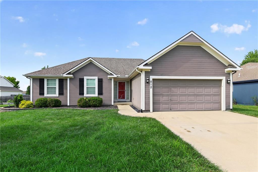 1st image of 512 E Cheyenne St, Gardner, KS 66030 | MLS# 2637569