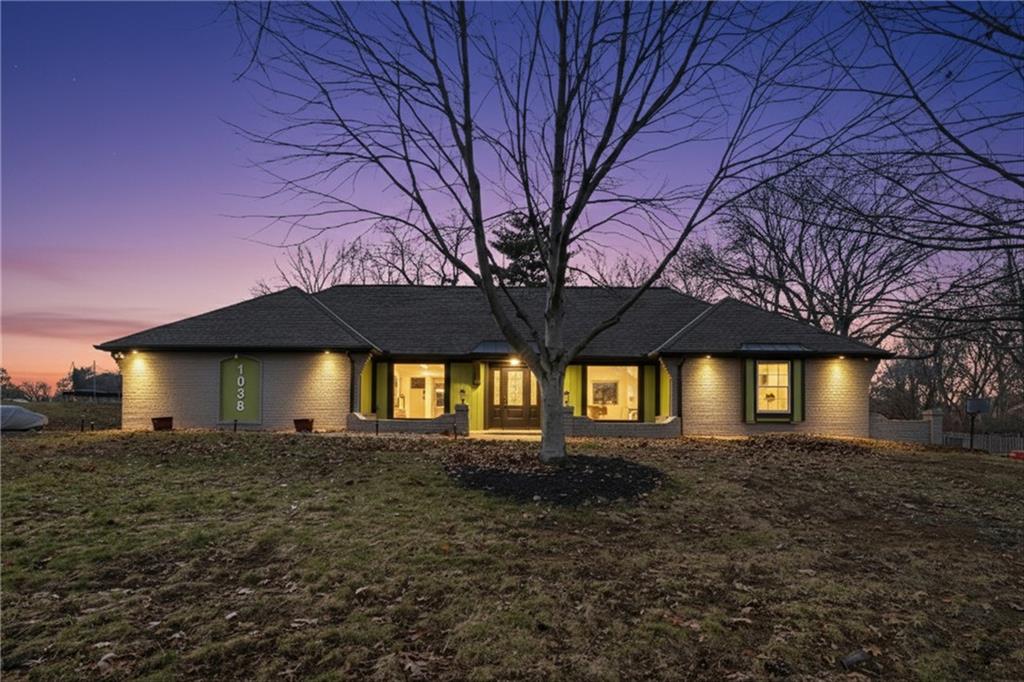 1st image of 1038 N Woodland Ct, Kansas City, MO 64118 | MLS# 2637578