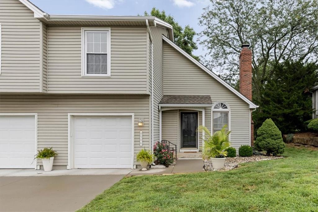 1st image of 8506 W 109th Ter, Overland Park, KS 66210 | MLS# 2637604