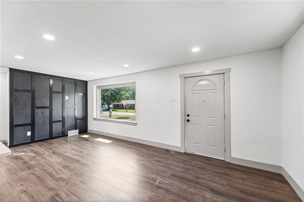 4th image of 8716 E 74Th St, Kansas City, MO 64133 | MLS# 2637623