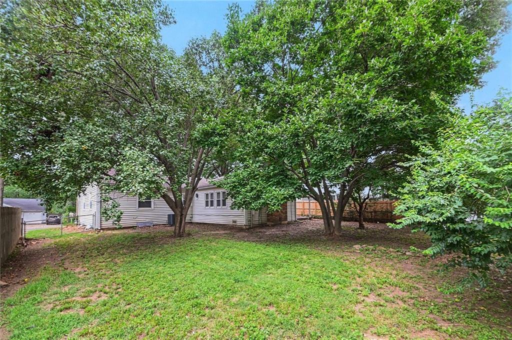 17th image of 3507 S Osage St, Independence, MO 64055 | MLS# 2637658