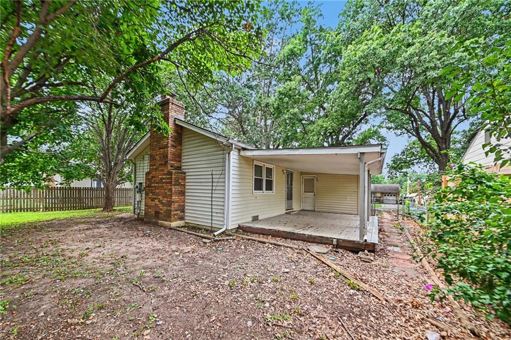 3rd image of 3507 S Osage St, Independence, MO 64055 | MLS# 2637658