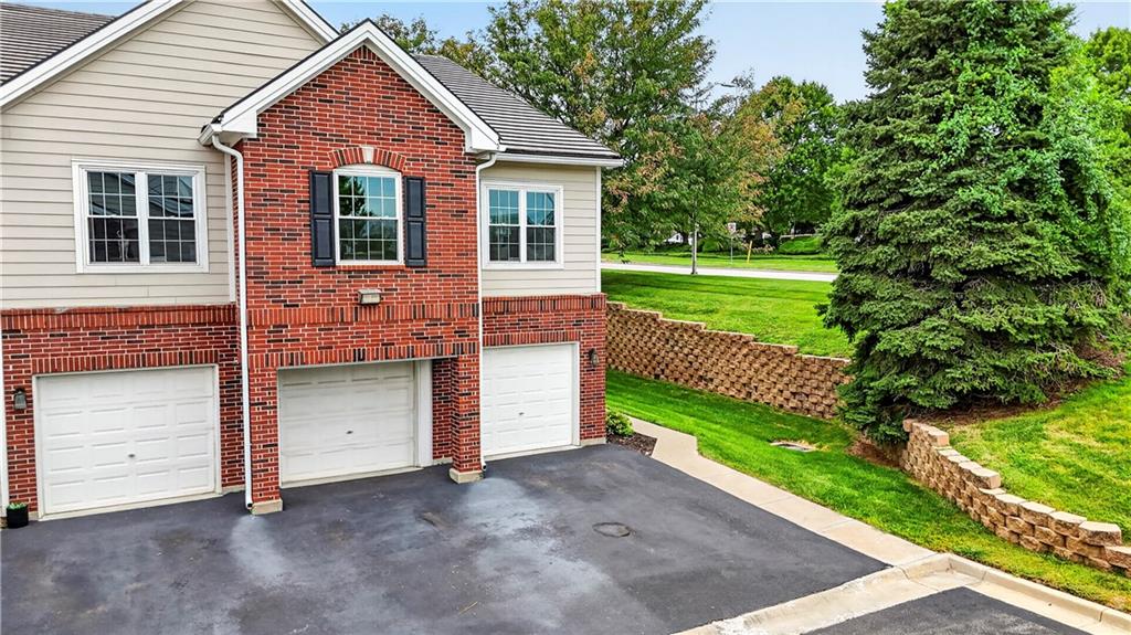 1st image of 11610 Tomahawk Creek Pkwy #K, Leawood, KS 66211 | MLS# 2637665