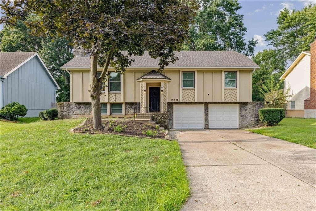 1st image of 513 Stacey Dr, Belton, MO 64012 | MLS# 2637682