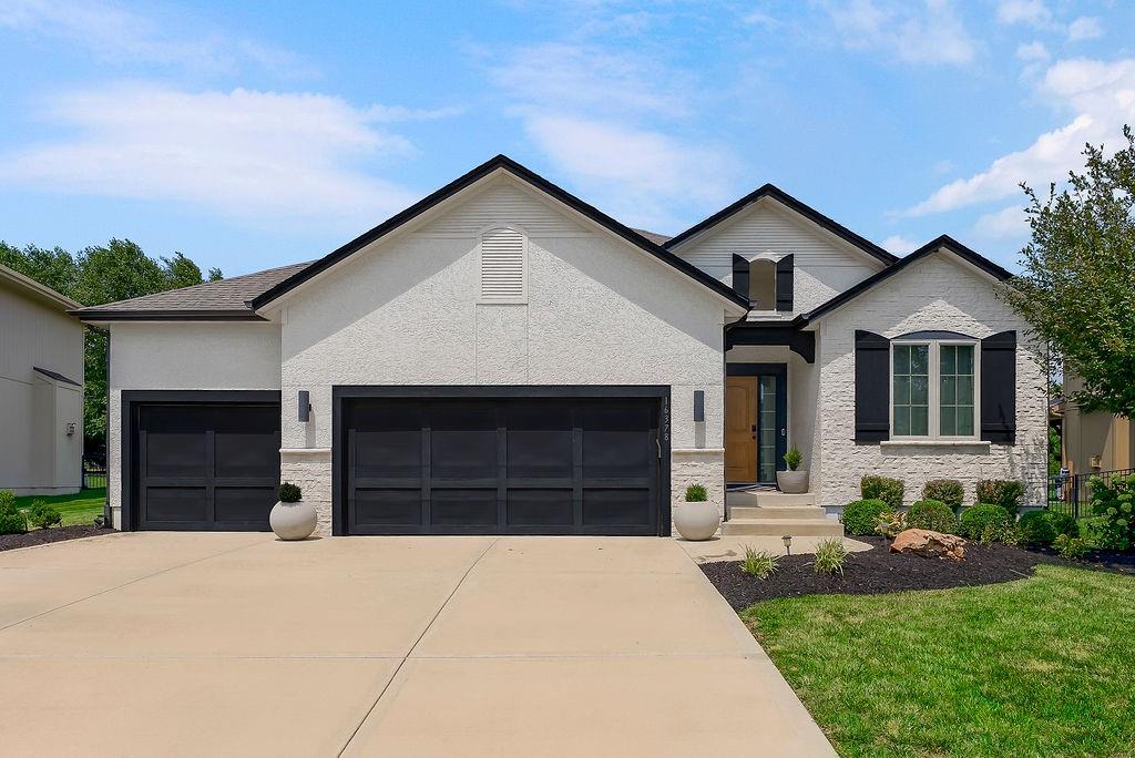 1st image of 16378 S Ryckert St, Olathe, KS 66062 | MLS# 2637683