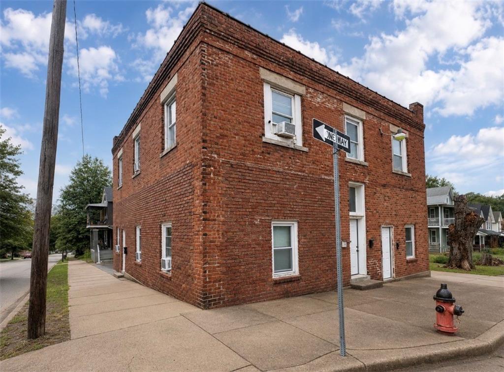 1st image of 326 Bales Ave, Kansas City, MO 64124 | MLS# 2637713