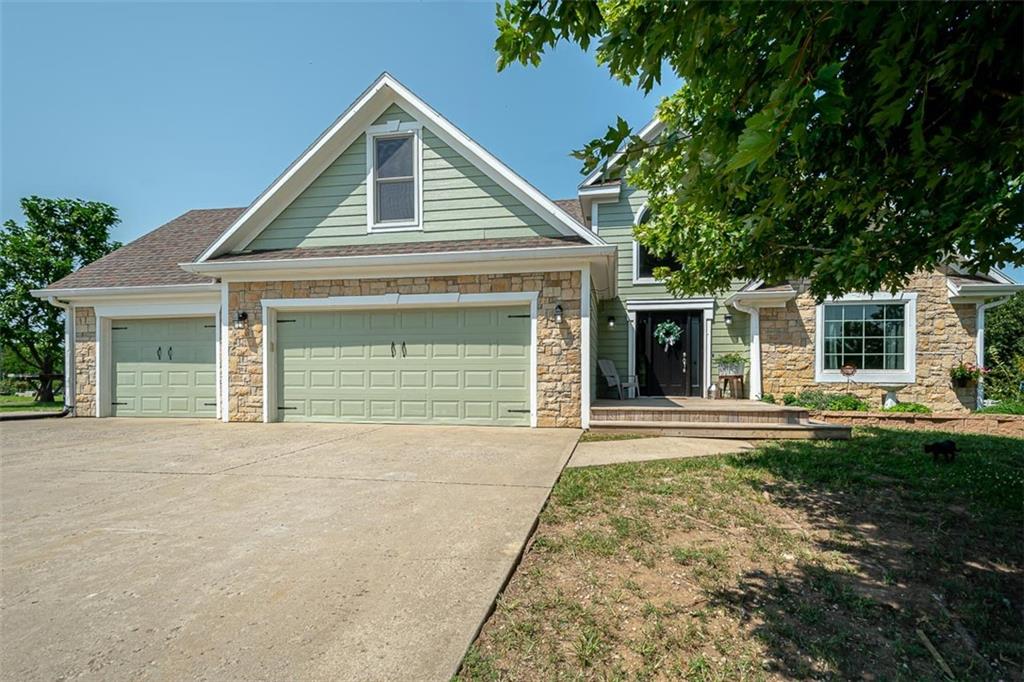 1st image of 1581 Shawnee Rd, Pomona, KS 66076 | MLS# 2637736