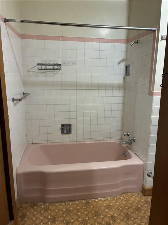 5th image of 2715 Duncan St, Saint Joseph, MO 64507 | MLS# 2637759
