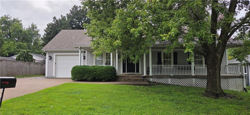 Photo 1 of Single family home for sale at 200 Ottman St, Richmond, MO 64085 | MLS# 2637768 | Listing updated on 2026-09-04