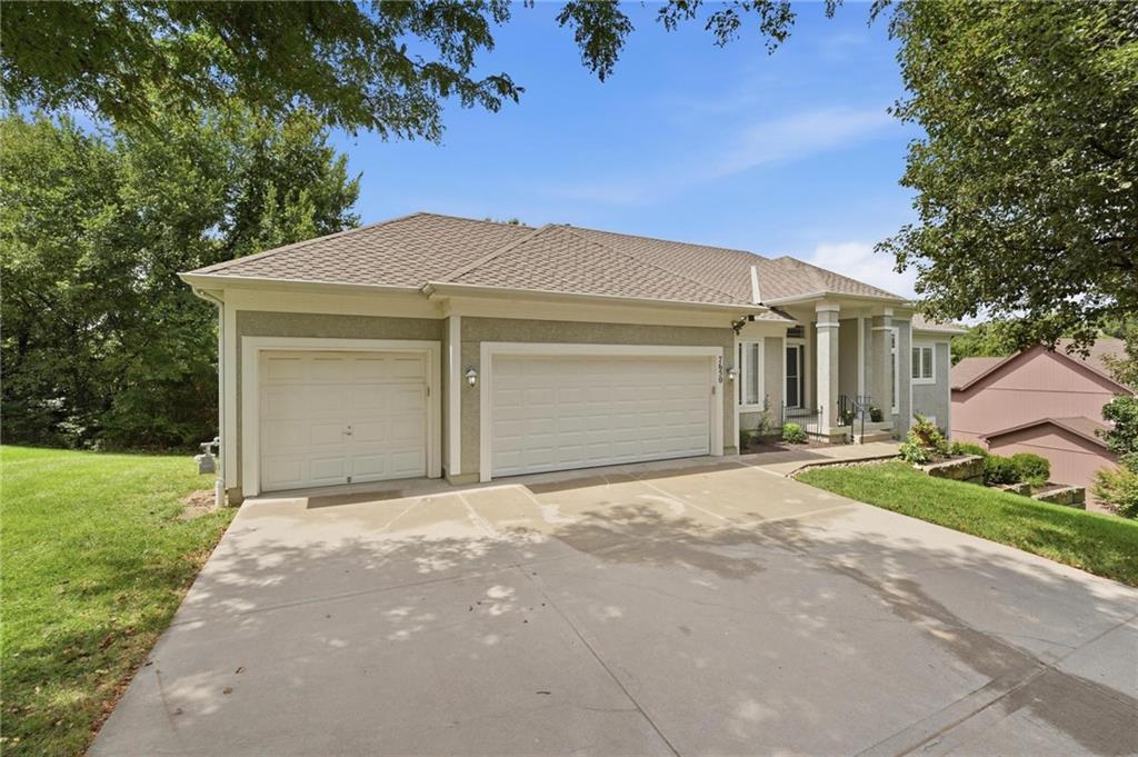 4th image of 7650 Forest Park Dr, Shawnee, KS 66217 | MLS# 2637776