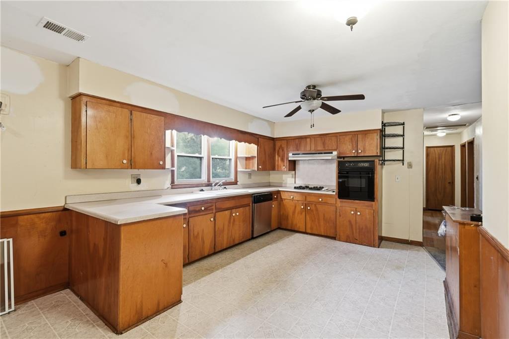 4th image of 142 W Shawnee St, Gardner, KS 66030 | MLS# 2637779