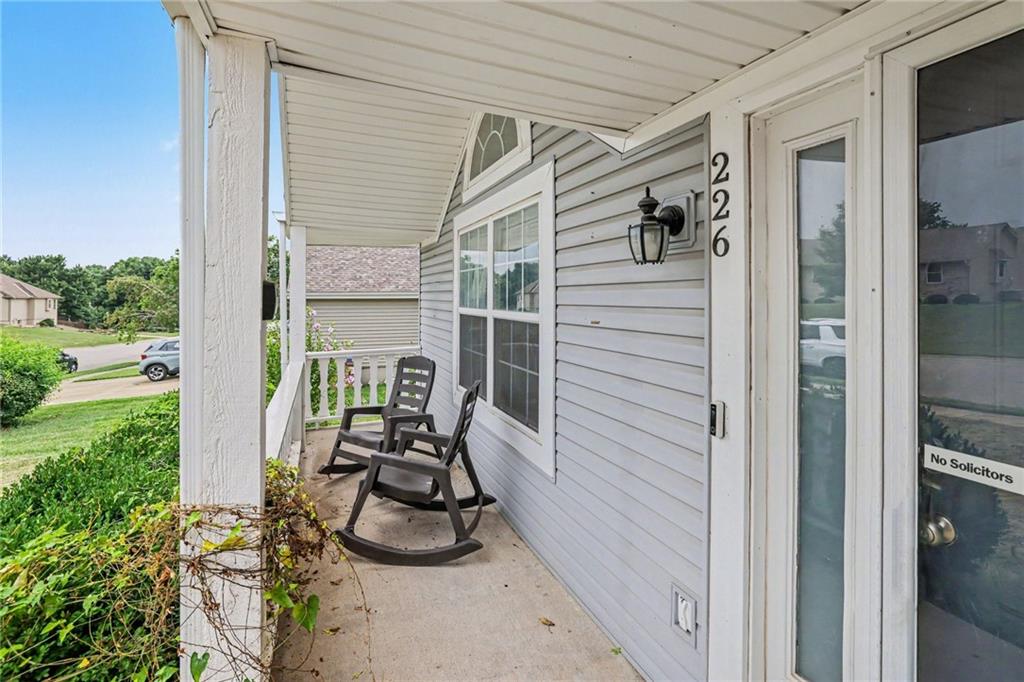 3rd image of 226 N Sunset Ln, Raymore, MO 64083 | MLS# 2637794