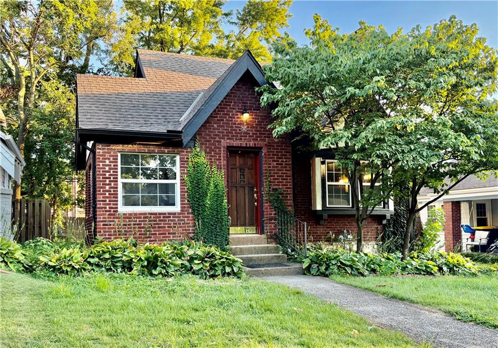 1st image of 319 E 70th Ter, Kansas City, MO 64113 | MLS# 2637817