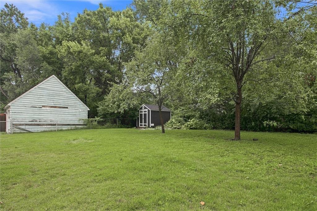 25th image of 8439 Ward Parkway Plz, Kansas City, MO 64114 | MLS# 2637823