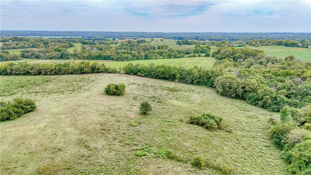 4th image of 1143 Sw 1801St Rd, Garden City, MO 64747 | MLS# 2637824